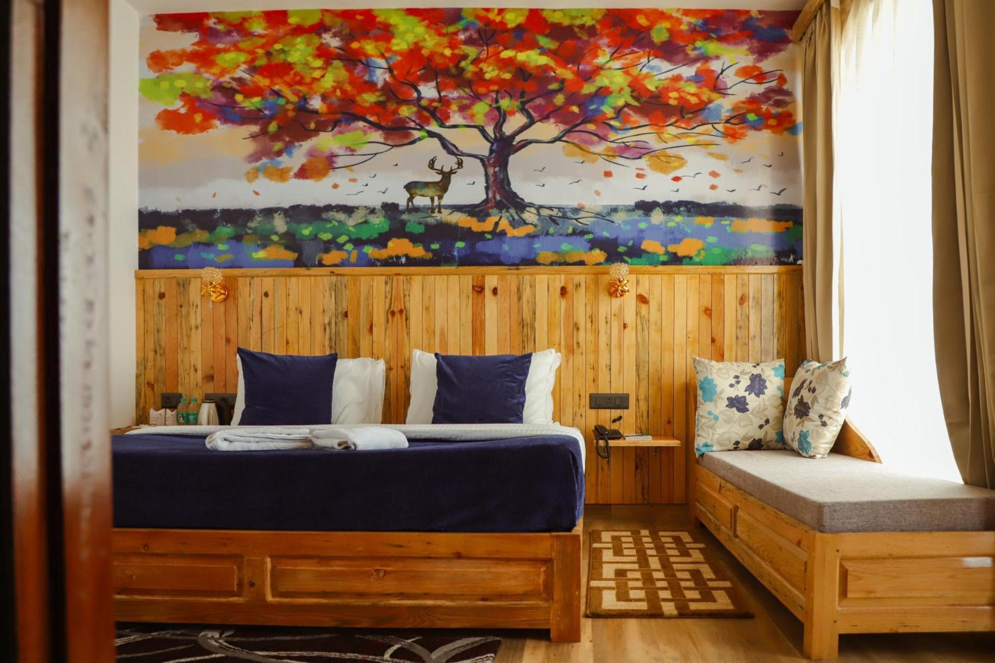 Kasar Himalaya Holiday Resort, Binsar Rd Almora Exterior foto
