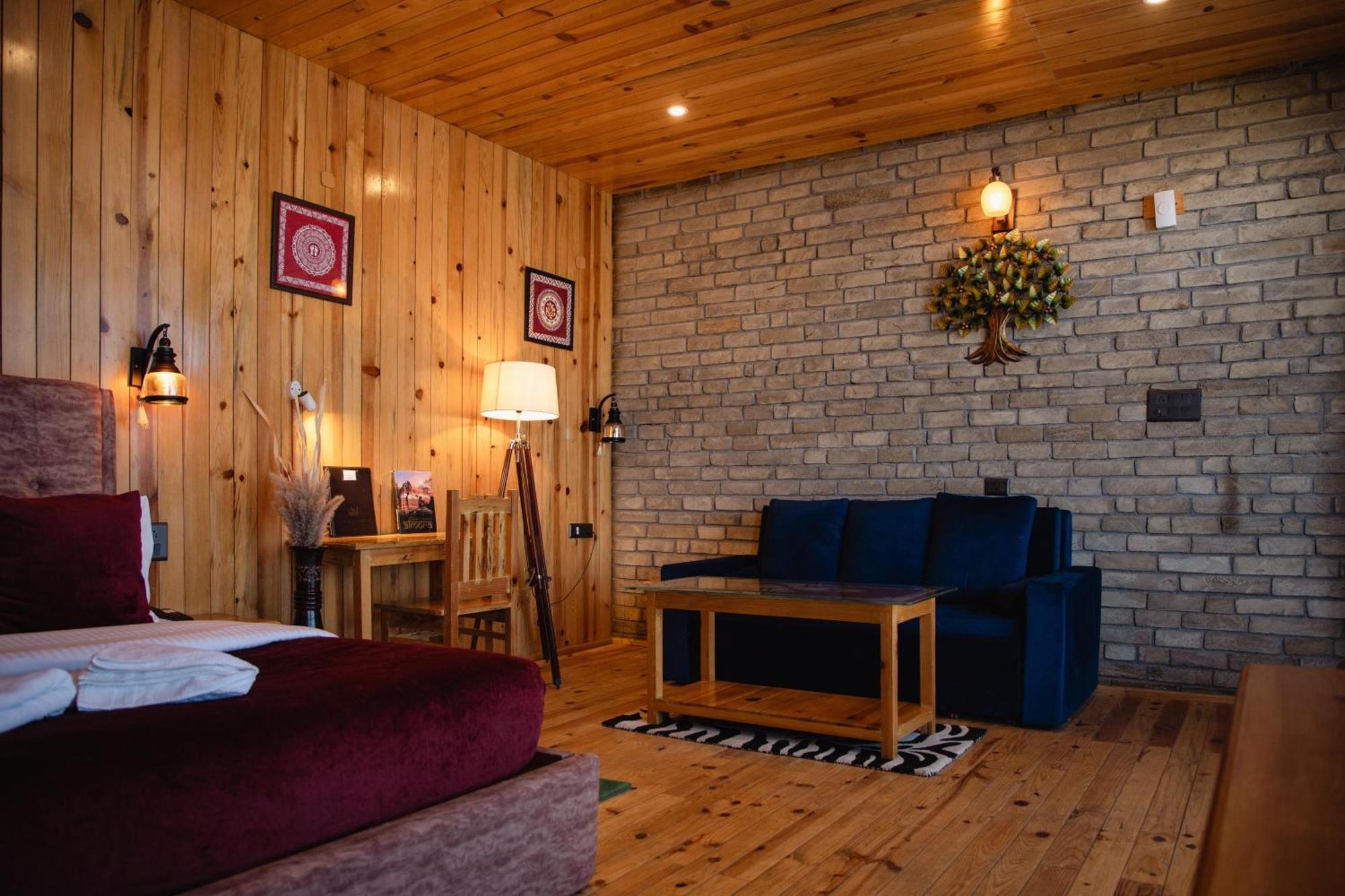 Kasar Himalaya Holiday Resort, Binsar Rd Almora Exterior foto