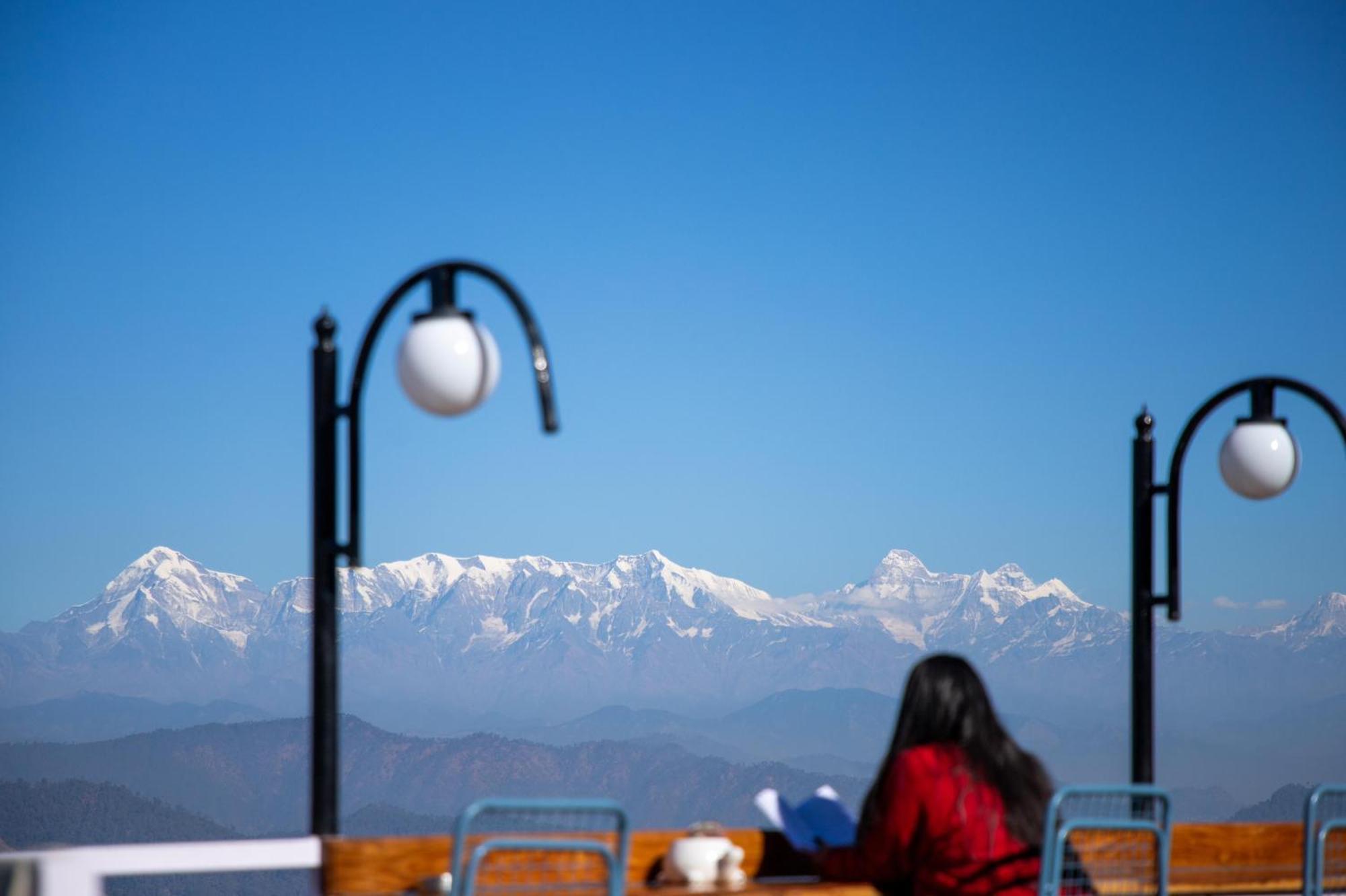 Kasar Himalaya Holiday Resort, Binsar Rd Almora Exterior foto