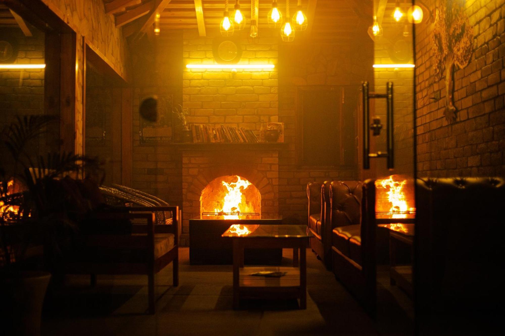 Kasar Himalaya Holiday Resort, Binsar Rd Almora Exterior foto